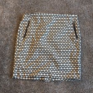 Pencil skirt black and white with zipper pockets